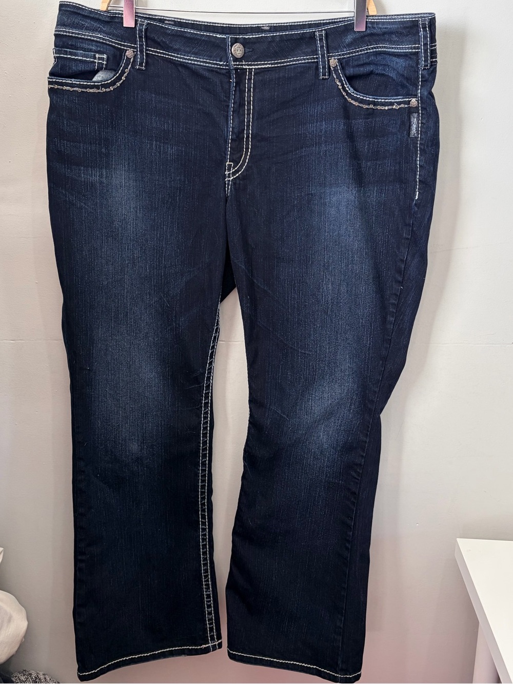 Silver Jeans Co Suki Flap Dark Wash Thick Stitch Bootcut Jeans W26 L32